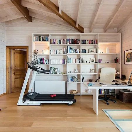 Eden Villa *